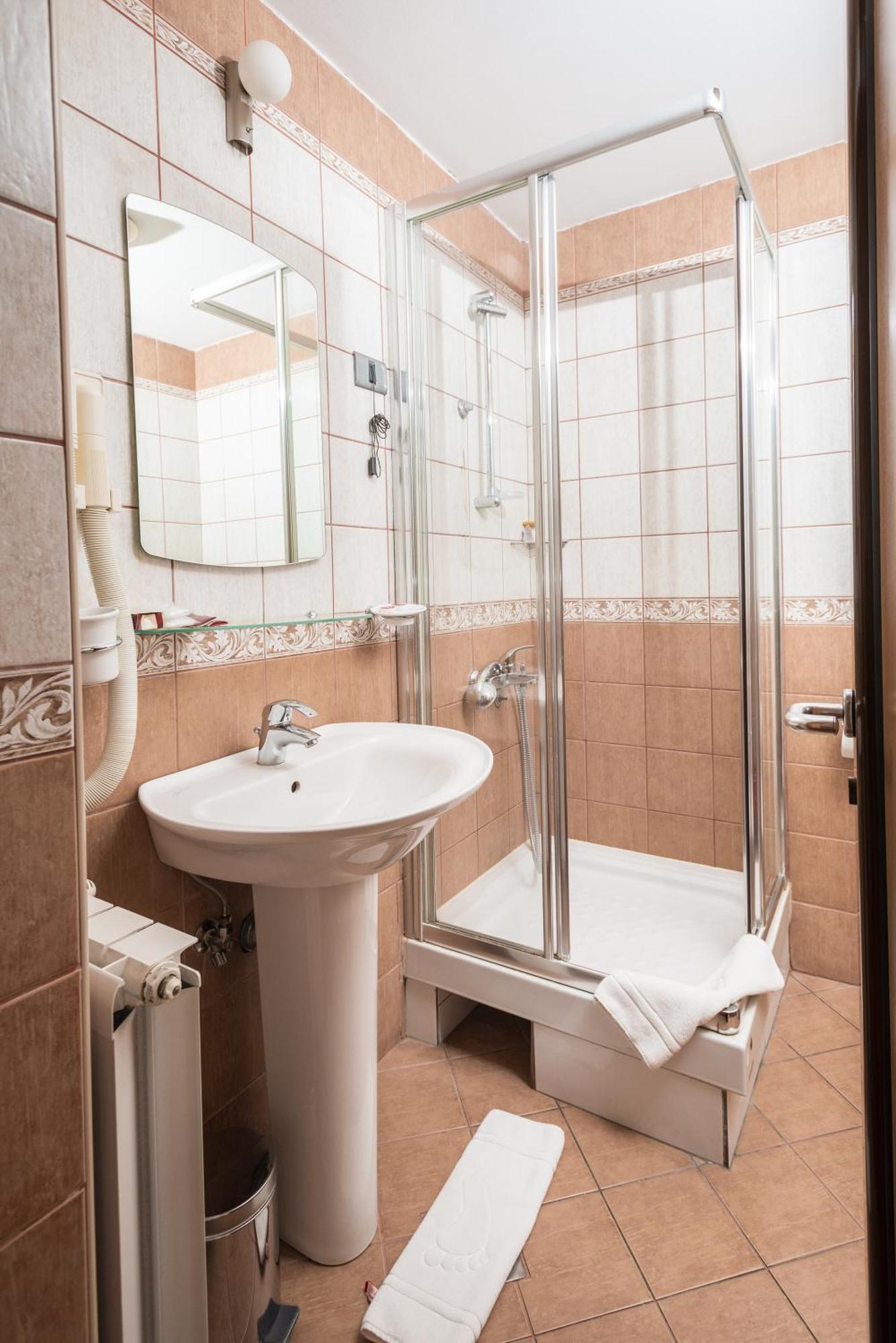 Pelister Skopje Bed & Breakfast ห้อง รูปภาพ