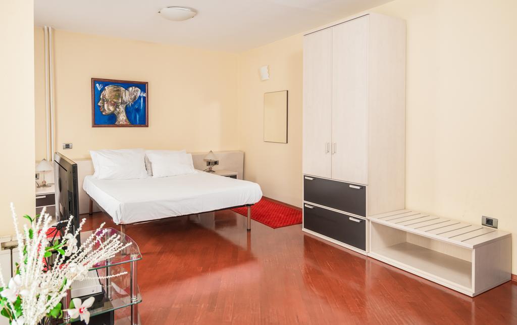 Pelister Skopje Bed & Breakfast ห้อง รูปภาพ