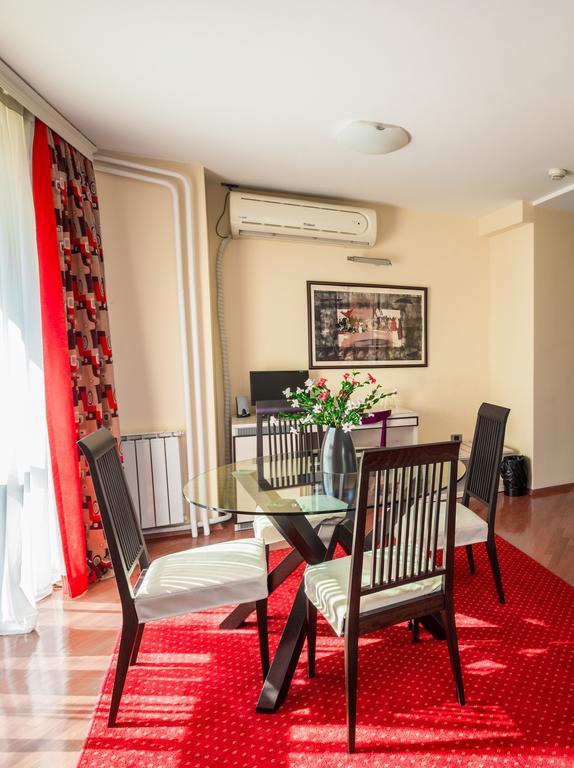 Pelister Skopje Bed & Breakfast ห้อง รูปภาพ