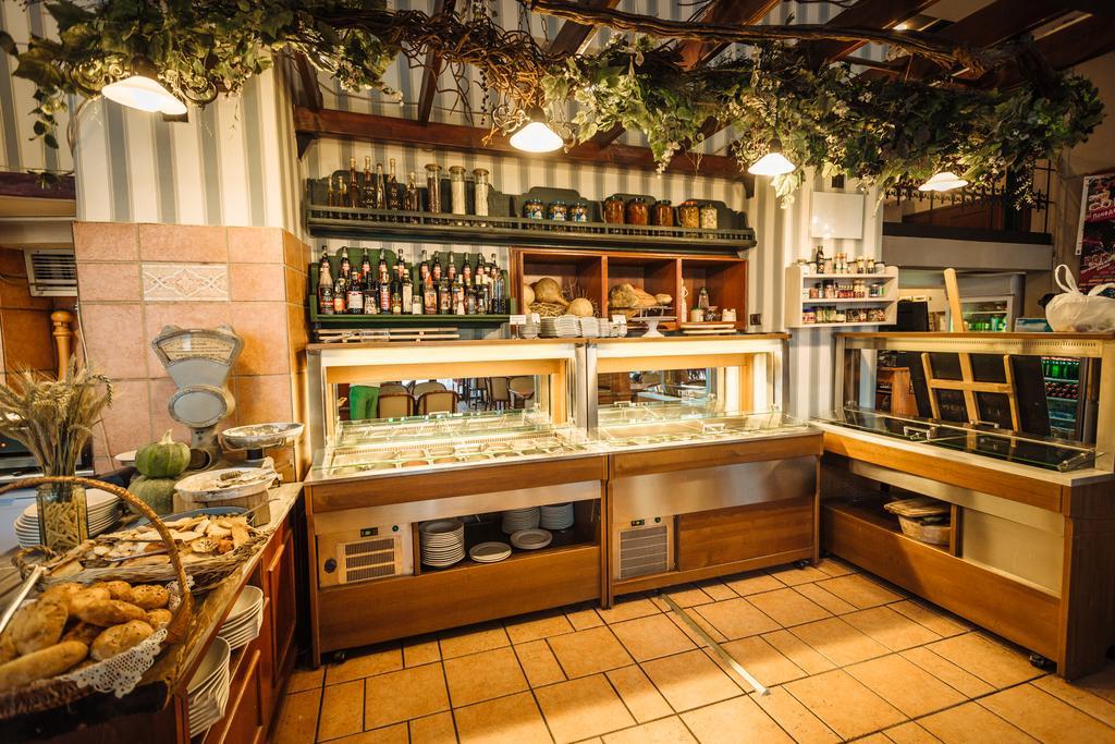 Pelister Skopje Bed & Breakfast ภายนอก รูปภาพ